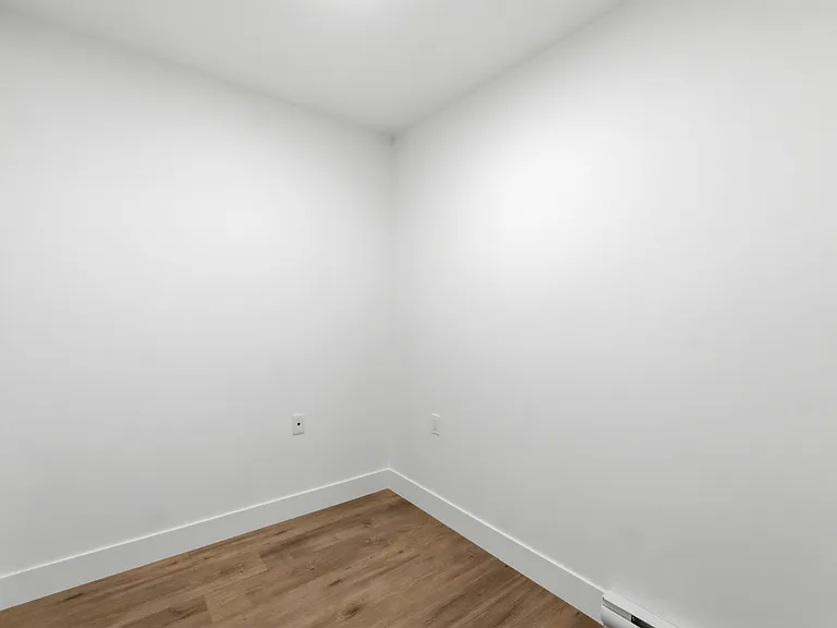 17783 56a Ave #D261 — Photo 16