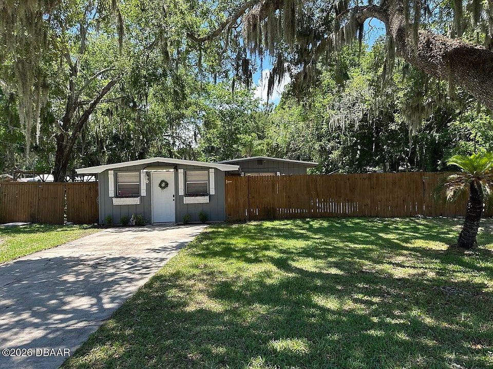 1st image of 3644 Clara St