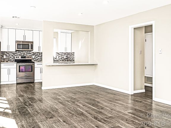 2nd image of 517 Vera Ave APT 3