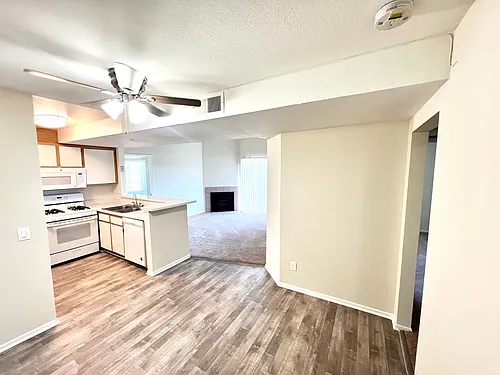 Floor plan 305