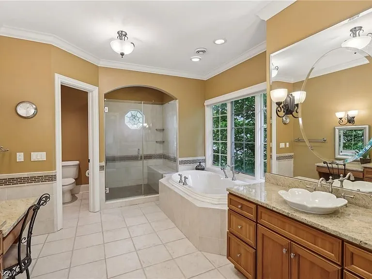 7560 Royal Portrush Dr — Photo 19