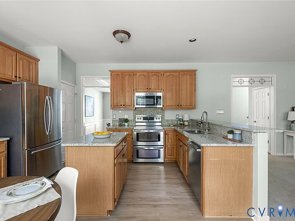 3rd image of 2609 Pinkerton Pl