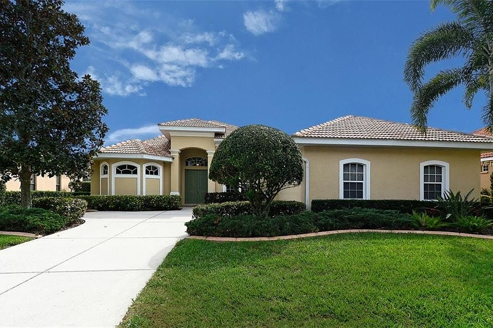 1st image of 4913 Sabal Lake Cir