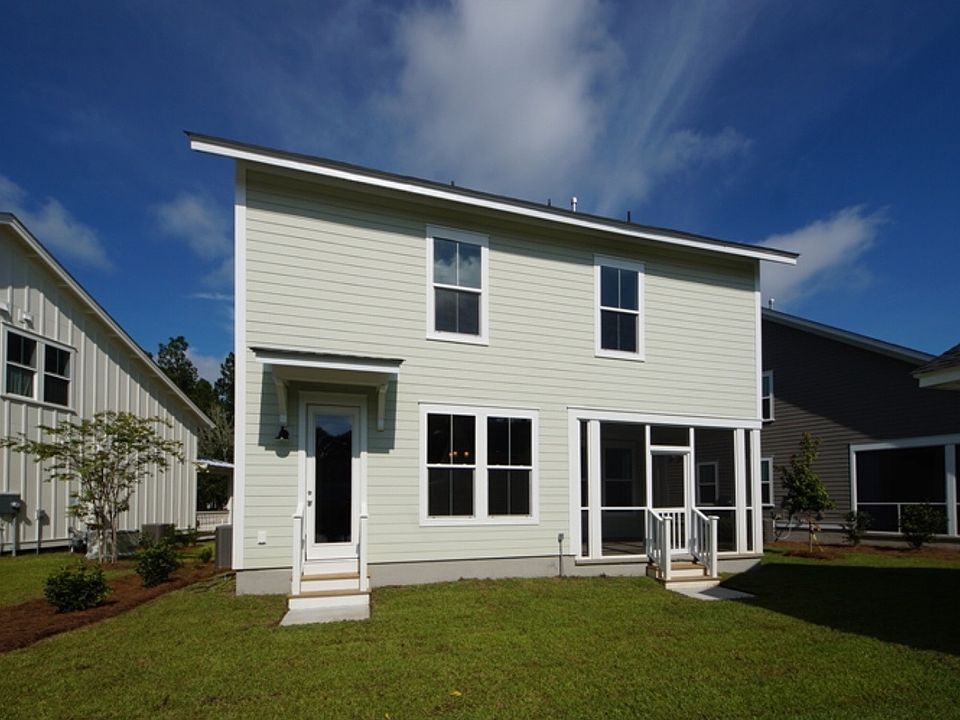 1st image of 329 Gnarly Oak Ln