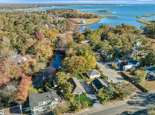 860 Flanders Rd, Riverhead, NY 11901