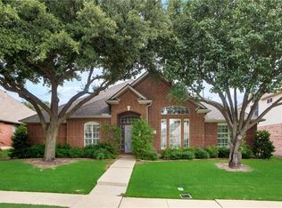 9509 Windy Hollow Dr, Irving, TX 75063