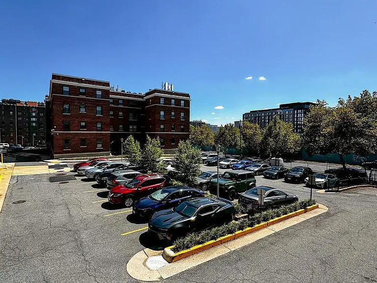 80 New York Ave NW #402 — Photo 31