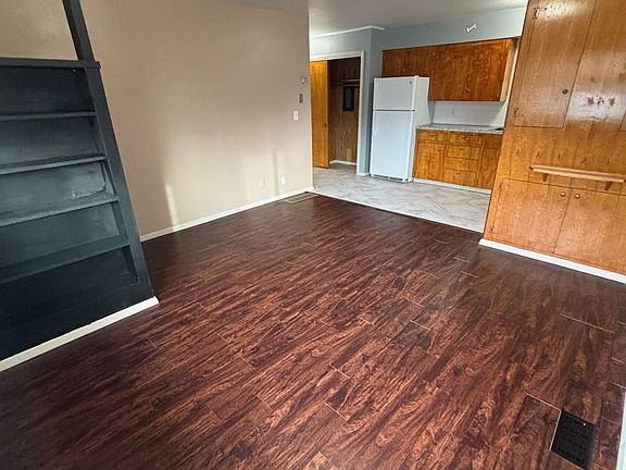 3rd image of 520 Schilling St #5
