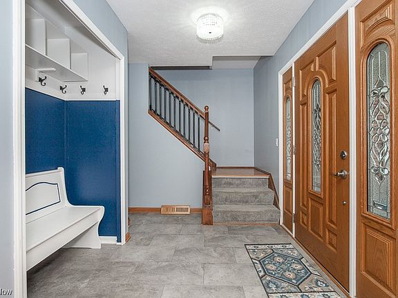 2nd image of 4503 Azalea Ln