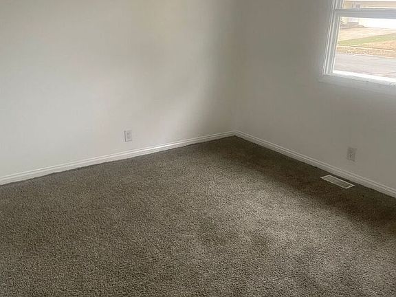 3rd image of 1700 Verlene Dr