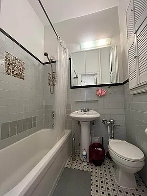 Rented by Sandra Greer Real Estate | media 6