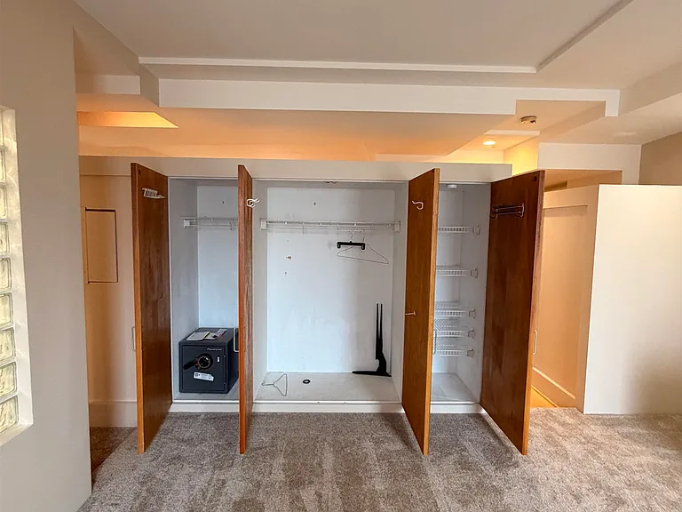 401 State St #P101 — Photo 16