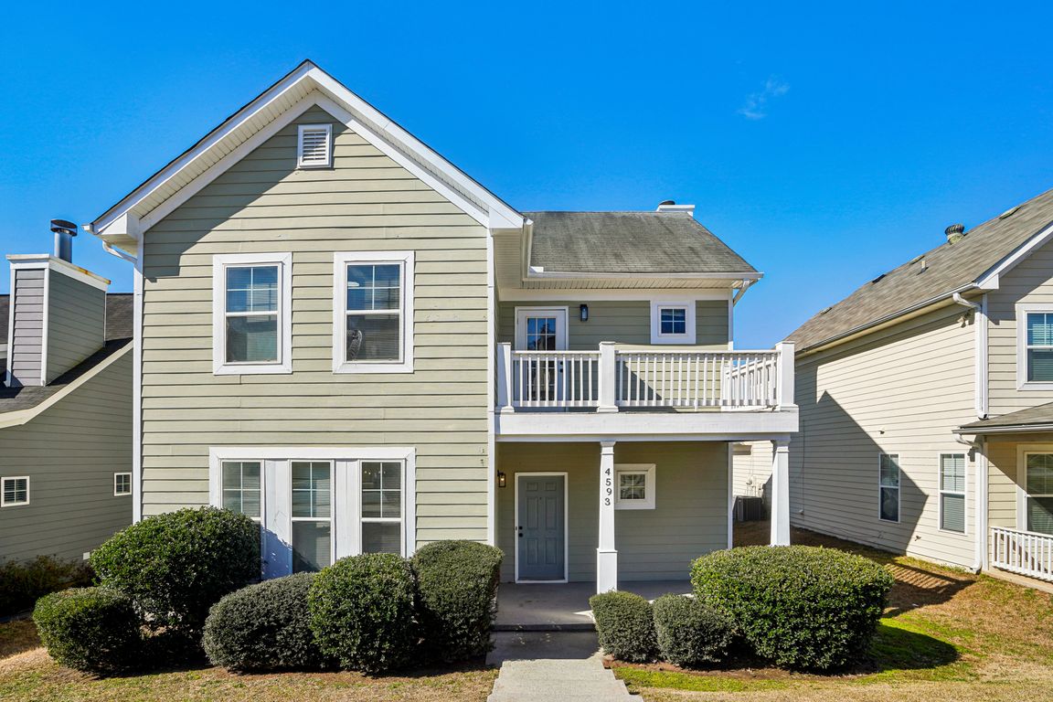 Parkway Cir-001