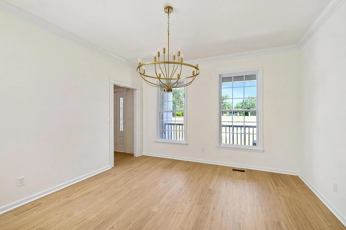 5 bed, 4.5 bath, 3508 sqft, $3,500 — Photo 4