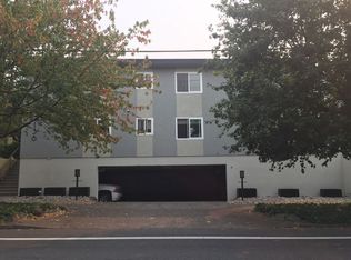 2136 NE Weidler St APT 6, Portland, OR 97232
