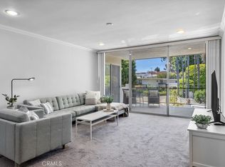 289 S Barrington Ave #A203, Los Angeles, CA 90049