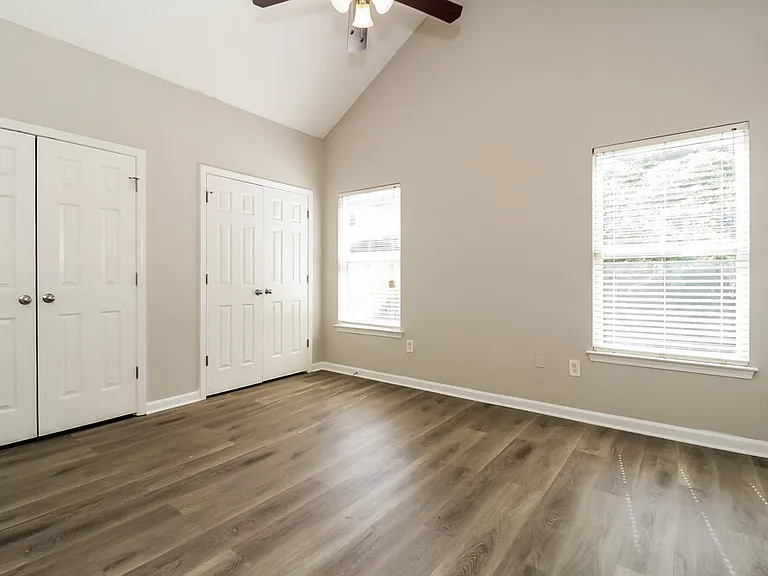2264 Crossrail Dr — Photo 12
