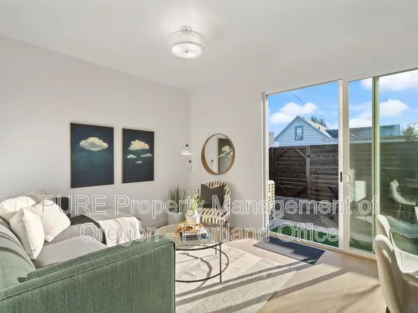 731 SE 78th Ave, Portland, OR 97215