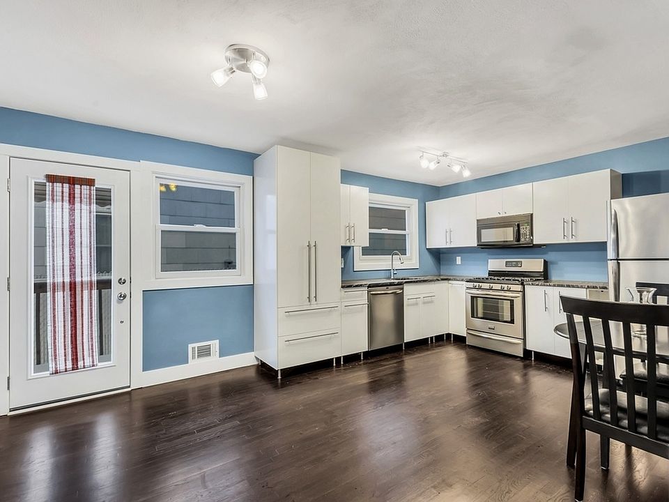 1st image of 27 Madison Ave #1