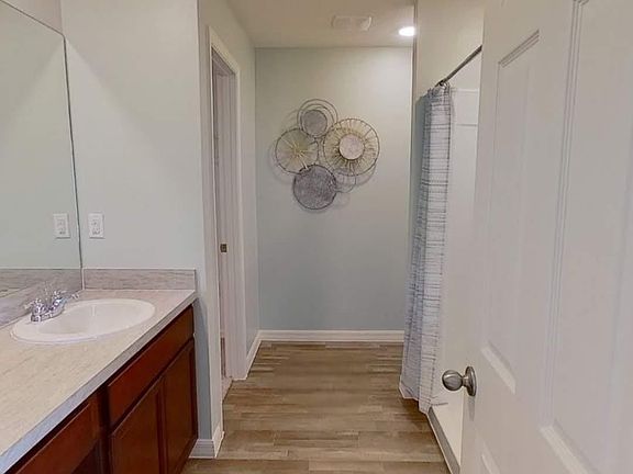 4th image of 31 Beechwood Ln #1