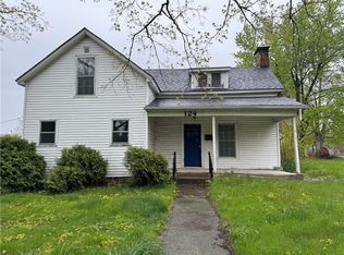 124 W Attica St, Rossville, IL 60963