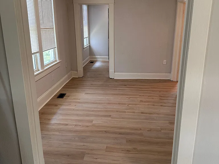 125 Lee Ave — Photo 5