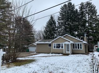 33036 N Ridge Rd, Grayslake, IL 60030