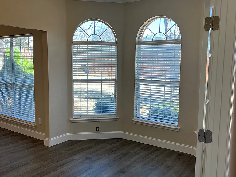4008 Chelsea Dr — Photo 8