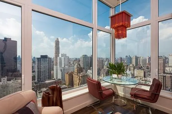Sold by Modlin Group | media 33