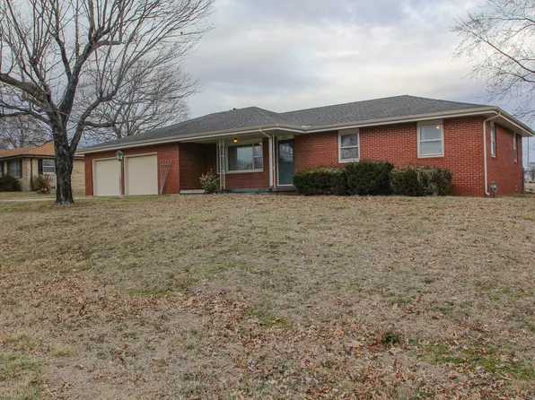 222 N Pringle Avenue, Ash Grove, MO 65604