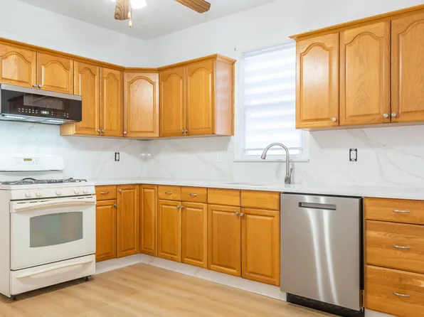 16 Major St #1, Clifton, NJ 07013