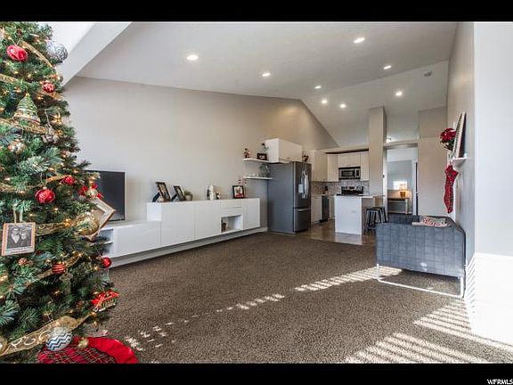 5th image of 99 E River View Dr #12