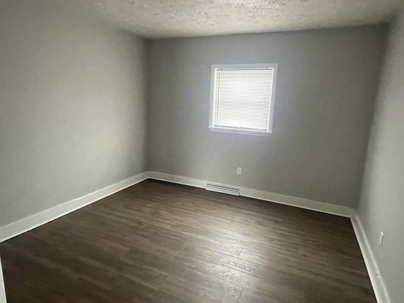 2nd image of 614 Park Pl #1