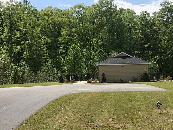 2nd image of 545 W Saddletree Dr #House
