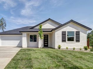 995 Bellagio Ter, Redding, CA 96003