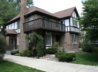 504 S Parkview Ave, Elmhurst, IL