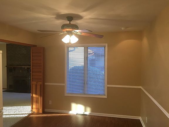 5th image of 3609 Frandor Pl