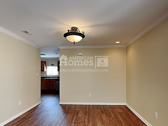 3rd image of 10850 Chestnut Heath Ct