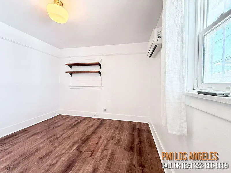 4187 Denker Ave — Photo 3