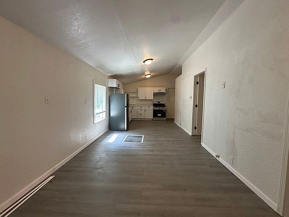 5th image of 213 14th St N