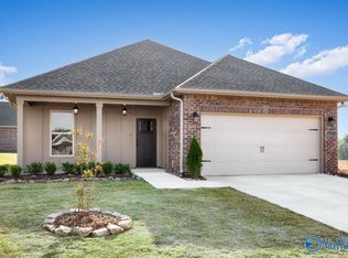 15640 Bees St NW, Harvest, AL 35749