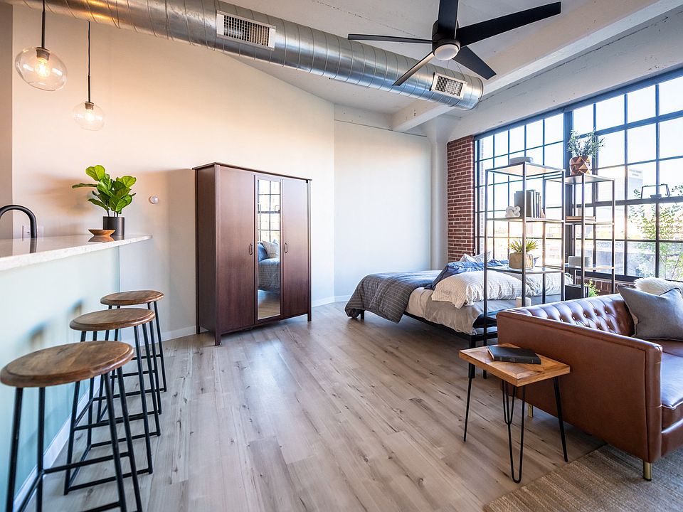 1st image of 2200 Locust St #4651815