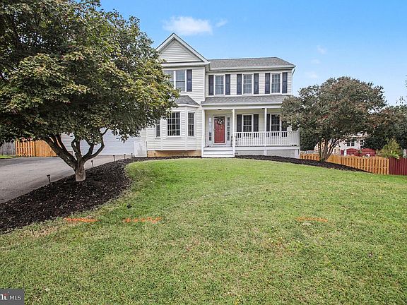 3rd image of 6108 Three Cedars Ln