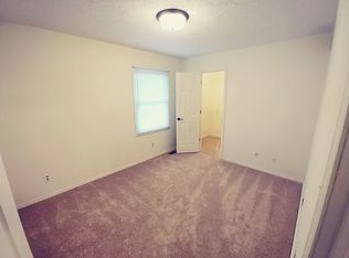 73 Parkview Ter, Rochester, NY 14617