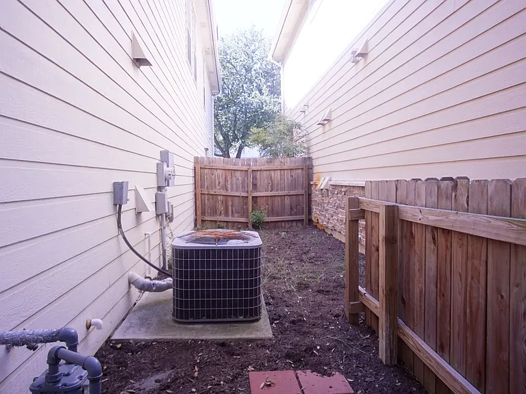 8518 Cahill Dr #49 — Photo 17