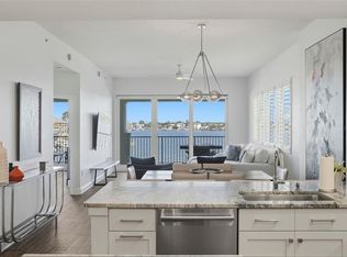 17715 Gulf Blvd APT 306, Redington Shores, FL 33708