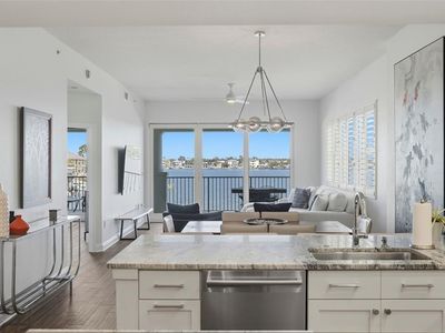 17715 Gulf Blvd APT 306, Redington Shores, FL, 33708