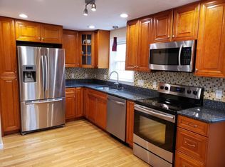 89 Winthrop St, Medway, MA 02053