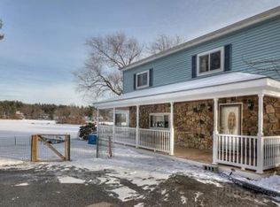40 Bumpy Ln, Methuen, MA 01844