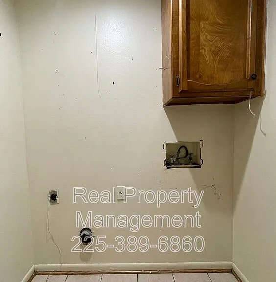 10642 Stanley Aubin Ln #C — Photo 12
